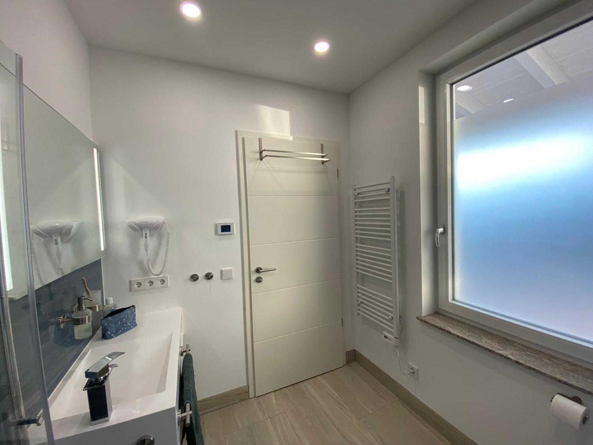 Auszeit Erfurt - Stilvoller Bungalow Mit Parkplatz - Zentrumsnah Ngoại thất bức ảnh